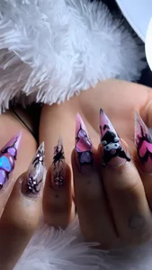 sabrinamossii: 我爱我的指甲😍 ( фото)