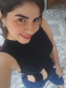 Ambar-Collins69 Public Foto