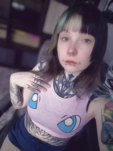 HighelikeGirl Public Pic 3