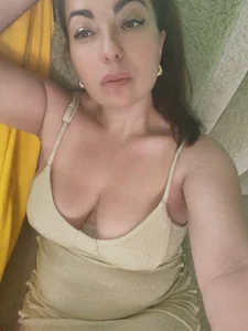 Elina_Berg Public Pic