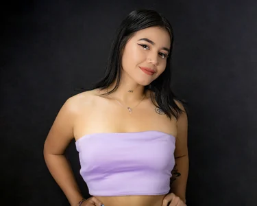 LORENADAVIES purple girl~ Pic