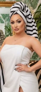 AmyraSunris We're both going to take a hot shower Pic