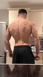 ME de Lucasray20  6 Imagens