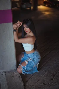 Victoria_Watsson Casual me! 💙 Immagine  6