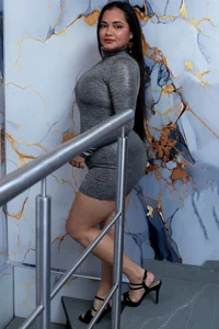 Chahna_ Public Pic 3