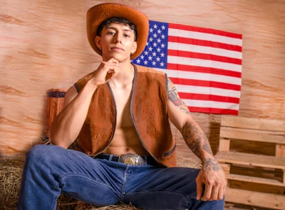 July 4th 🤠 Independence de Cristopher23_  8 Imagens