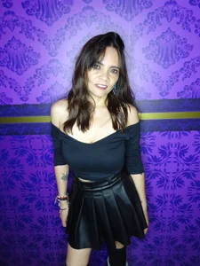 Cami_Konor Public Pic 5