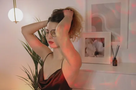 JaneGraceful Hot, cozy and exciting Pic 4