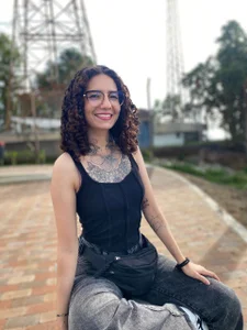 Public de Aura_Phone  3 photos