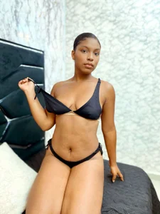_EBONY_ASS's XXX naaktfoto('s) 2