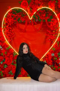 AllisonRogersX San Valentins Day Pic