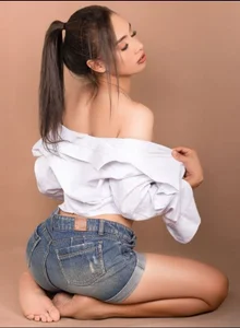 Kim__Pink Public Billede 3