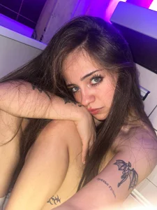 ஆ𝖚𝖑𝖙𝖗𝖆𝖛𝖎𝖔𝖑𝖊𝖙 𝖛𝖎𝖇𝖊ஆ de GeraBoobsi Foto 3