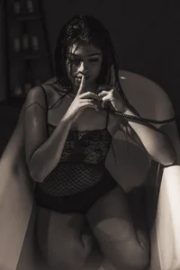 LiaSalvatore: Classic ( 8 фото)