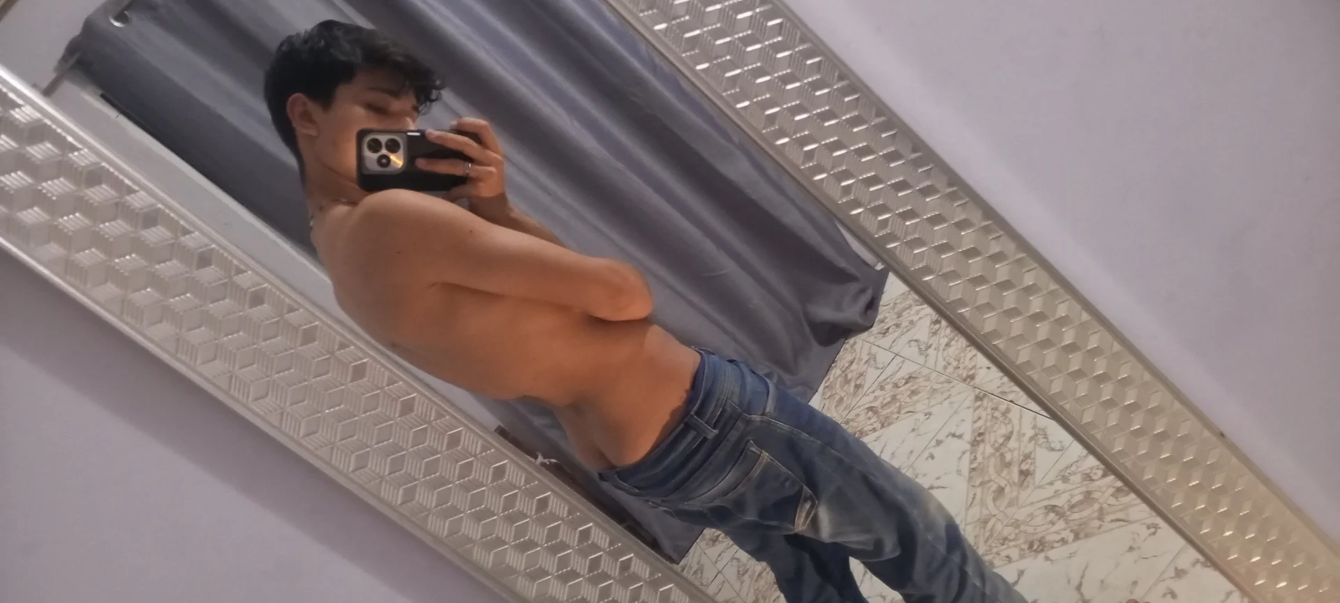 Hot Body? de Antoni150906  3 photos