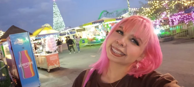 Fantasies_Slave Public Foto 4