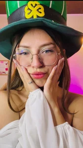 milly_kenner st patrick's day Foto 8