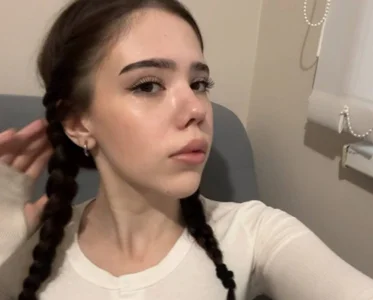 Tina_Voxxy Public Pic 2