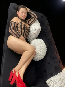 dianamilf: a beautiful view 😈🔥 ( 4 фото)