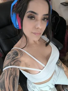 Natasha_cam222 me Foto 4