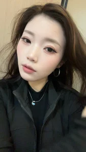 PaoOoo_0 生活中的她  2টি ছবি