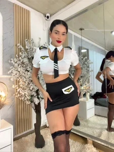 LiaObrienSexy flight attendant图片 4