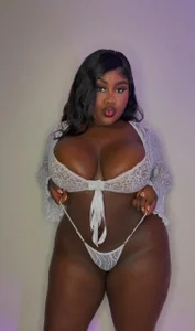 blaisysmith WHITE ON ME, BIG BOOBS 圖片 2