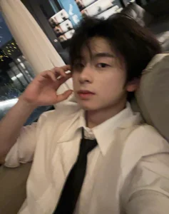 kissbaby-111 white зображення