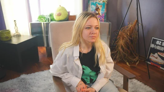 OliviaCaffery Public Pic 5