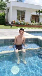 Alexxx_lovのPublicの 2枚の写真