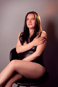 CloeMature Velvet Temptation Poză 3