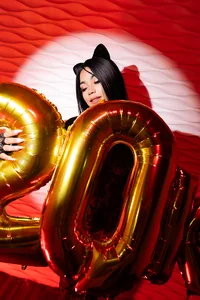 20K Reasons to Desire Me od danika_mori1  7 snímek