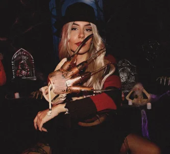 aleszia_rouse more halloween Poză 5