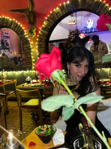 emily_kate_ Public صورة واحدة|emily_kate_ Public صورتان|emily_kate_ Public  5 صور|emily_kate_ Public  5 صورة