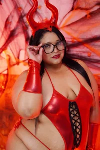 🔥 Too hot to handle, too gorgeous to ignore. de BustyyJuicy_Rs  Imagens