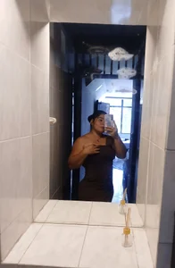 VOLUPTUOUS AND VERY PLEASANT GIRL