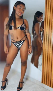 AbrilW1 Sexy ebony 😈🔥 Foto