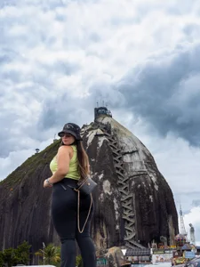 ava_blue Medellín Immagine  2