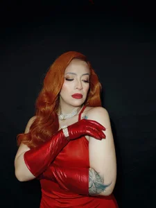 sahra_taylor_ Happy New Year, 2025/2026🥵✨ Immagine  4