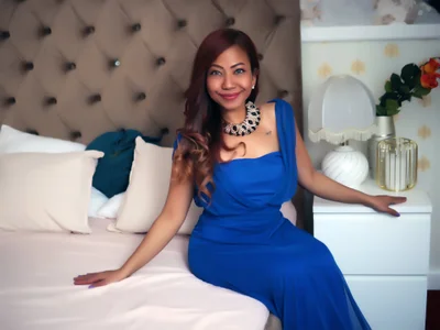 ElyaQuinn Lovely in Blue Pic