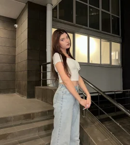 Beedream Public Poză