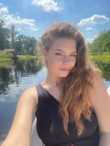 BlissTouch_9's XXX Nude Photo 3