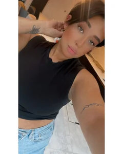 FoxyFae Public Pic 2