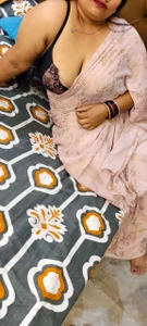 Sexy_Gulabo Love Pic