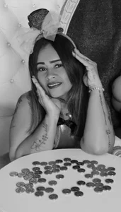 amarantha_hanss Public Pic 4