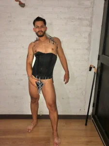 😉 Touch Me, Maybe de juse_kinghot  Imagens