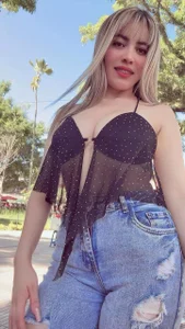 Charlothe_Wright my vacation🦋🍀. Billede 3