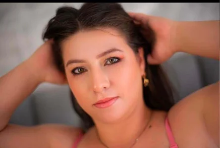 sary_hott_ Public Immagine  2