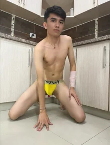 benji_hoter sexy sofa and kitchen รูป 