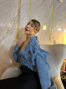 Caroline_lady_ shining without asking for permission✨ Foto 5